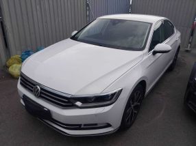 Volkswagen Passat - 2015