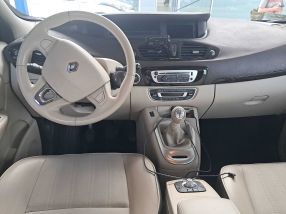 Renault Grand Scenic - 2013