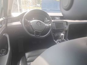 Volkswagen Passat - 2015