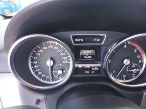 Mercedes-Benz ML - 2013