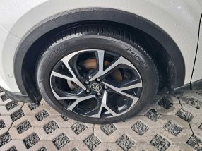 Toyota C-HR - 2017