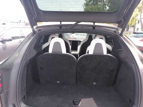Tesla Model X - 2018