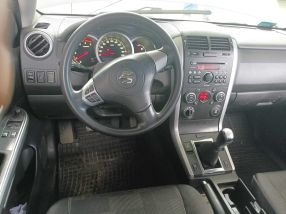 Suzuki Grand Vitara - 2012