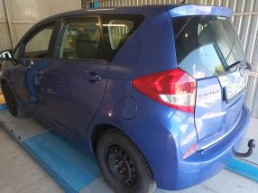 Subaru Trezia - 2012