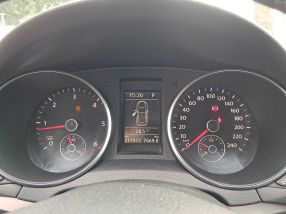 Volkswagen Golf - 2010