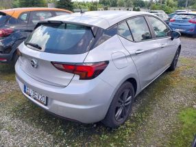 Opel Astra - 2021