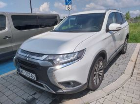 Mitsubishi Outlander - 2018