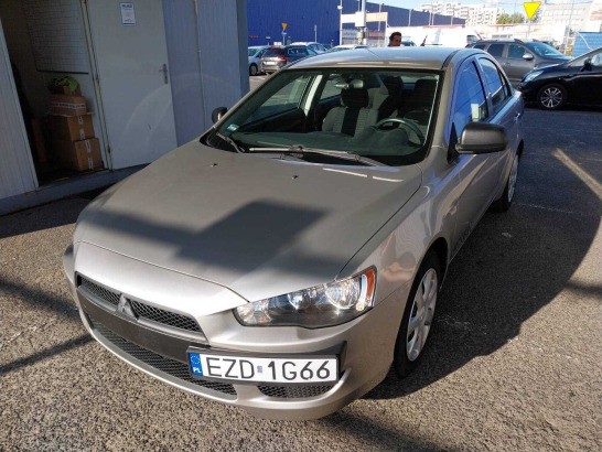 Mitsubishi Lancer