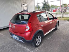 Dacia Sandero - 2012