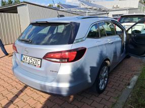 Opel Astra - 2016