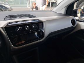 Volkswagen Up! - 2017
