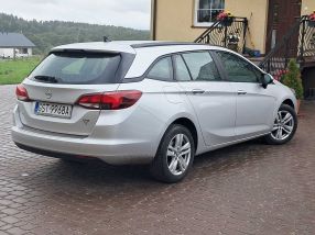 Opel Astra - 2019