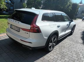 Volvo V60 Cross Country - 2021