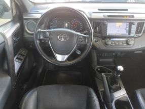 Toyota RAV 4 - 2016