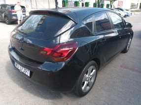 Opel Astra - 2010