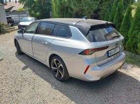 Opel Astra - 2024
