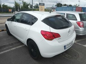 Opel Astra - 2010