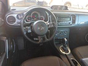 Volkswagen Beetle - 2015