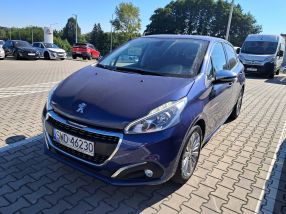 Peugeot 208 - 2016