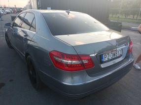 Mercedes-Benz E - 2009