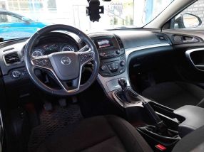 Opel Insignia - 2013