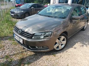 Volkswagen Passat - 2010