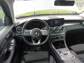 Mercedes-Benz GLC - 2021