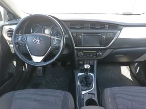 Toyota Auris - 2013