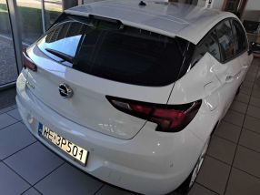 Opel Astra - 2021