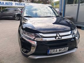 Mitsubishi Outlander - 2016