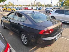 Volkswagen Passat - 2021