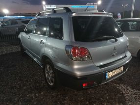 Mitsubishi Outlander - 2005