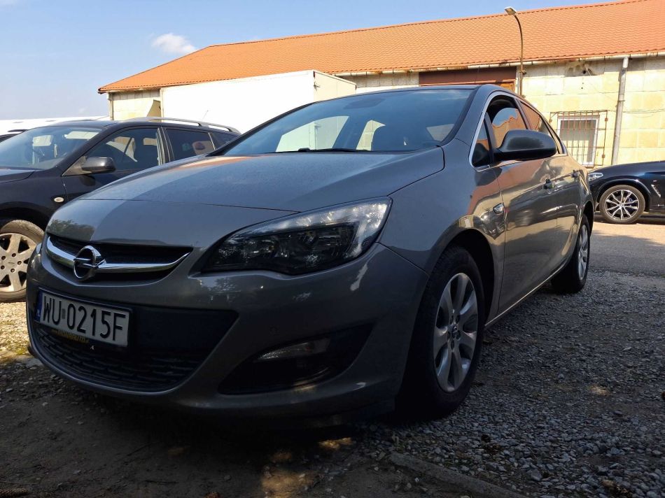 Opel Astra - 2017