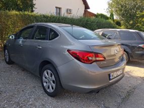 Opel Astra - 2017