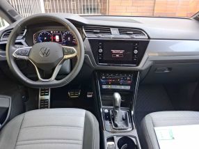 Volkswagen Touran - 2024