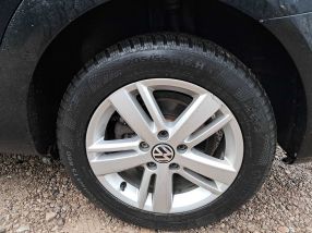 Volkswagen Touran - 2012