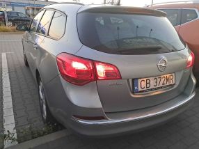 Opel Astra - 2013