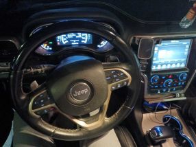 Jeep Grand Cherokee - 2016