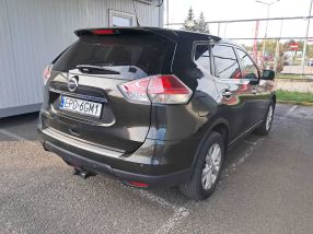 Nissan X-Trail - 2015