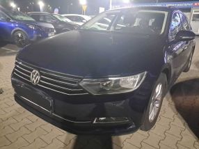 Volkswagen Passat - 2015
