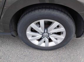 Volkswagen Passat - 2017