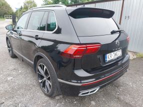 Volkswagen Tiguan - 2021