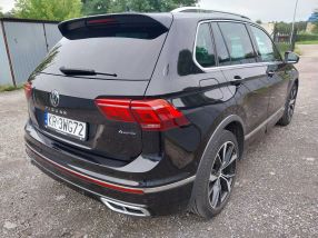 Volkswagen Tiguan - 2021