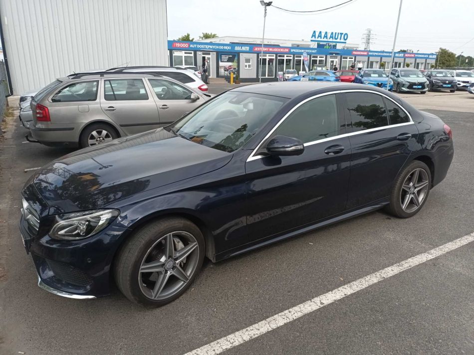 Mercedes-Benz C - 2016