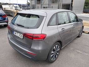 Mercedes-Benz B - 2021