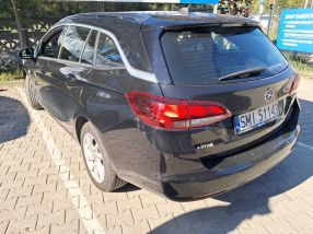 Opel Astra - 2021