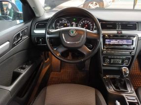 Skoda Superb - 2011