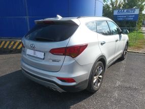 Hyundai Santa Fe - 2015