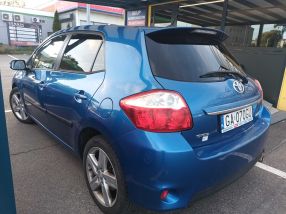 Toyota Auris - 2011