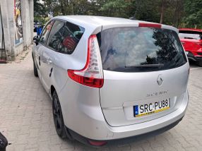 Renault Grand Scenic - 2011